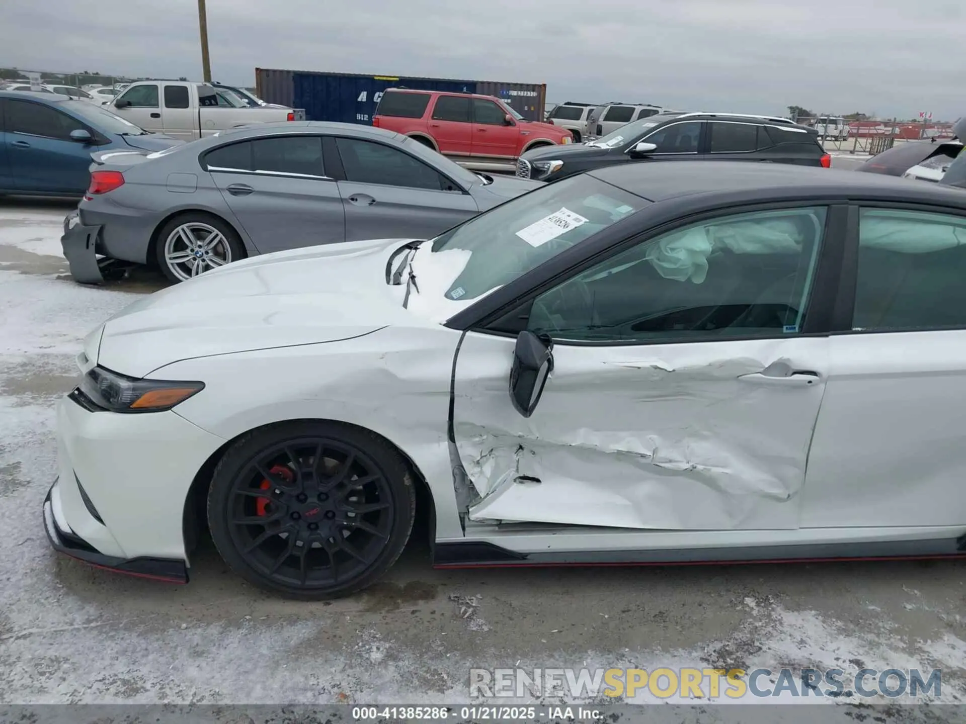 6 Photograph of a damaged car 4T1KZ1AK6MU055793 TOYOTA CAMRY 2021