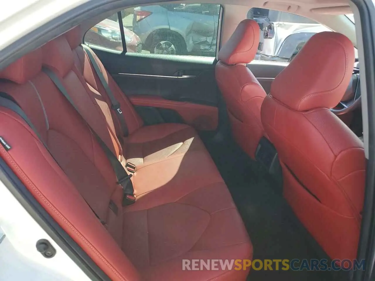 10 Photograph of a damaged car 4T1KZ1AK6MU056975 TOYOTA CAMRY 2021