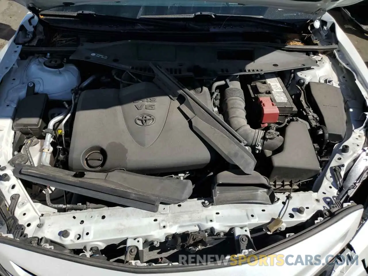 11 Photograph of a damaged car 4T1KZ1AK6MU056975 TOYOTA CAMRY 2021