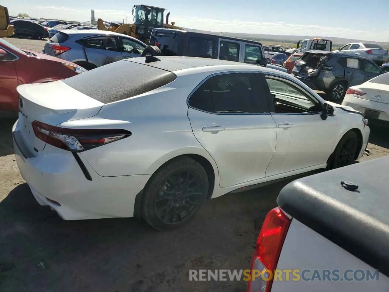 3 Photograph of a damaged car 4T1KZ1AK6MU056975 TOYOTA CAMRY 2021