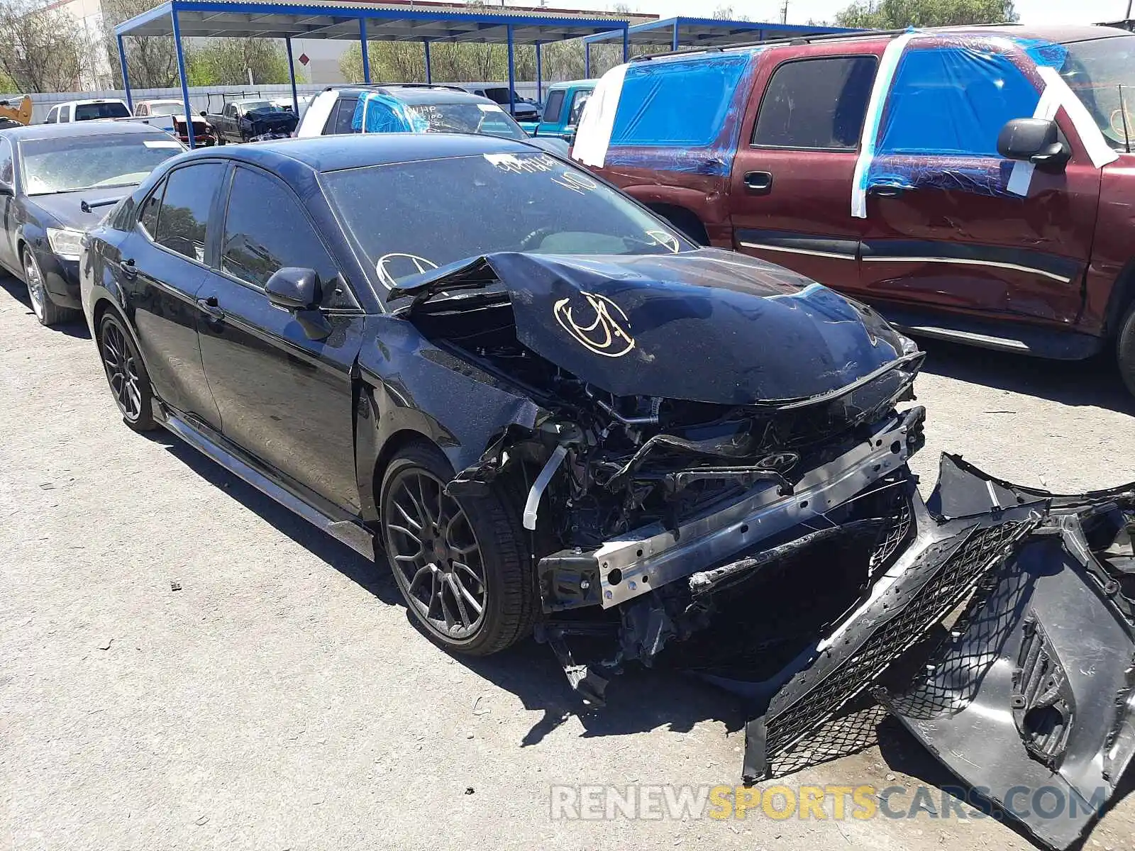 1 Photograph of a damaged car 4T1KZ1AK7MU050098 TOYOTA CAMRY 2021