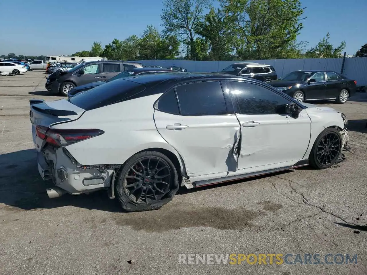 3 Photograph of a damaged car 4T1KZ1AK7MU052711 TOYOTA CAMRY 2021