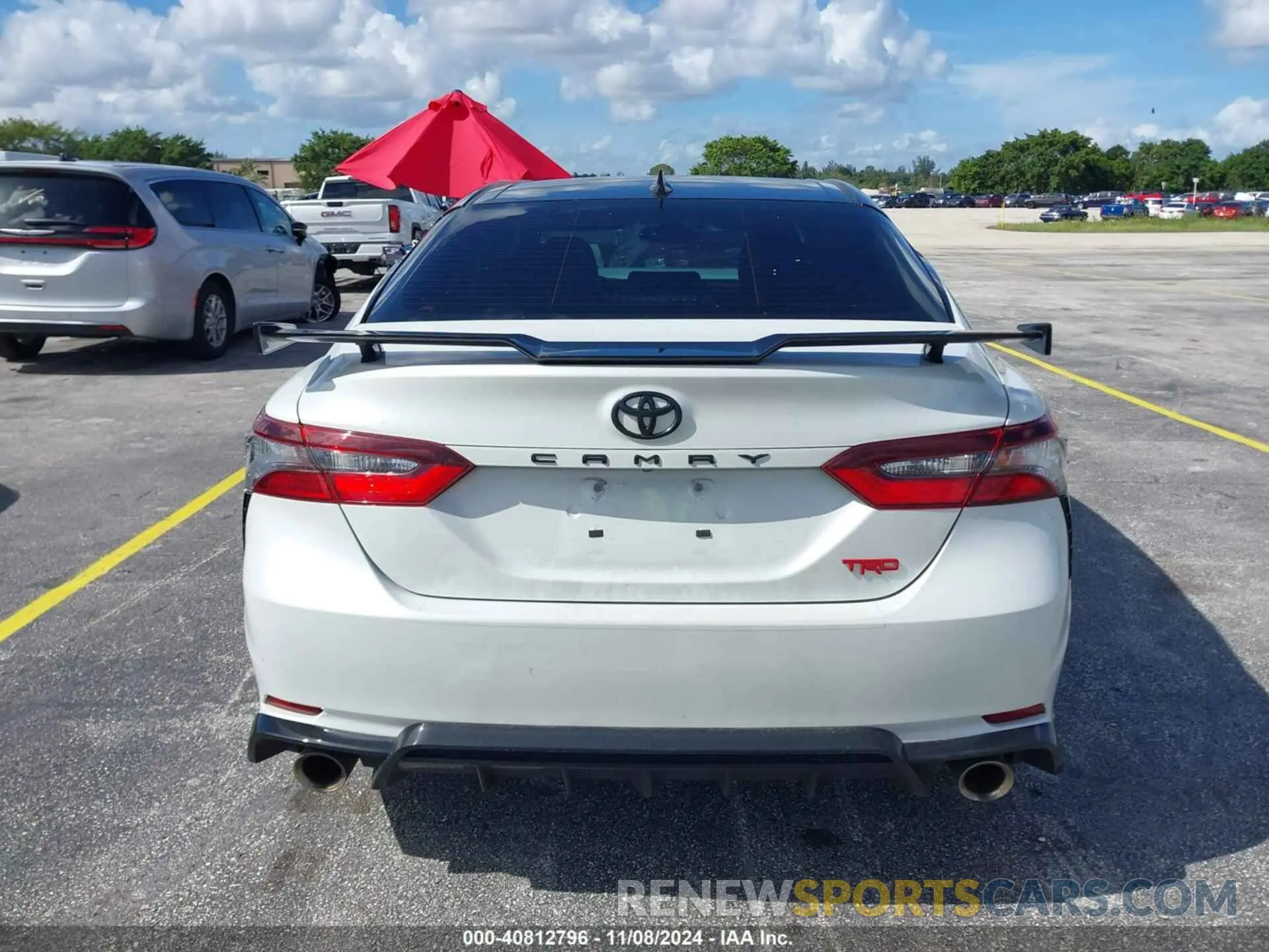 15 Photograph of a damaged car 4T1KZ1AK7MU058363 TOYOTA CAMRY 2021