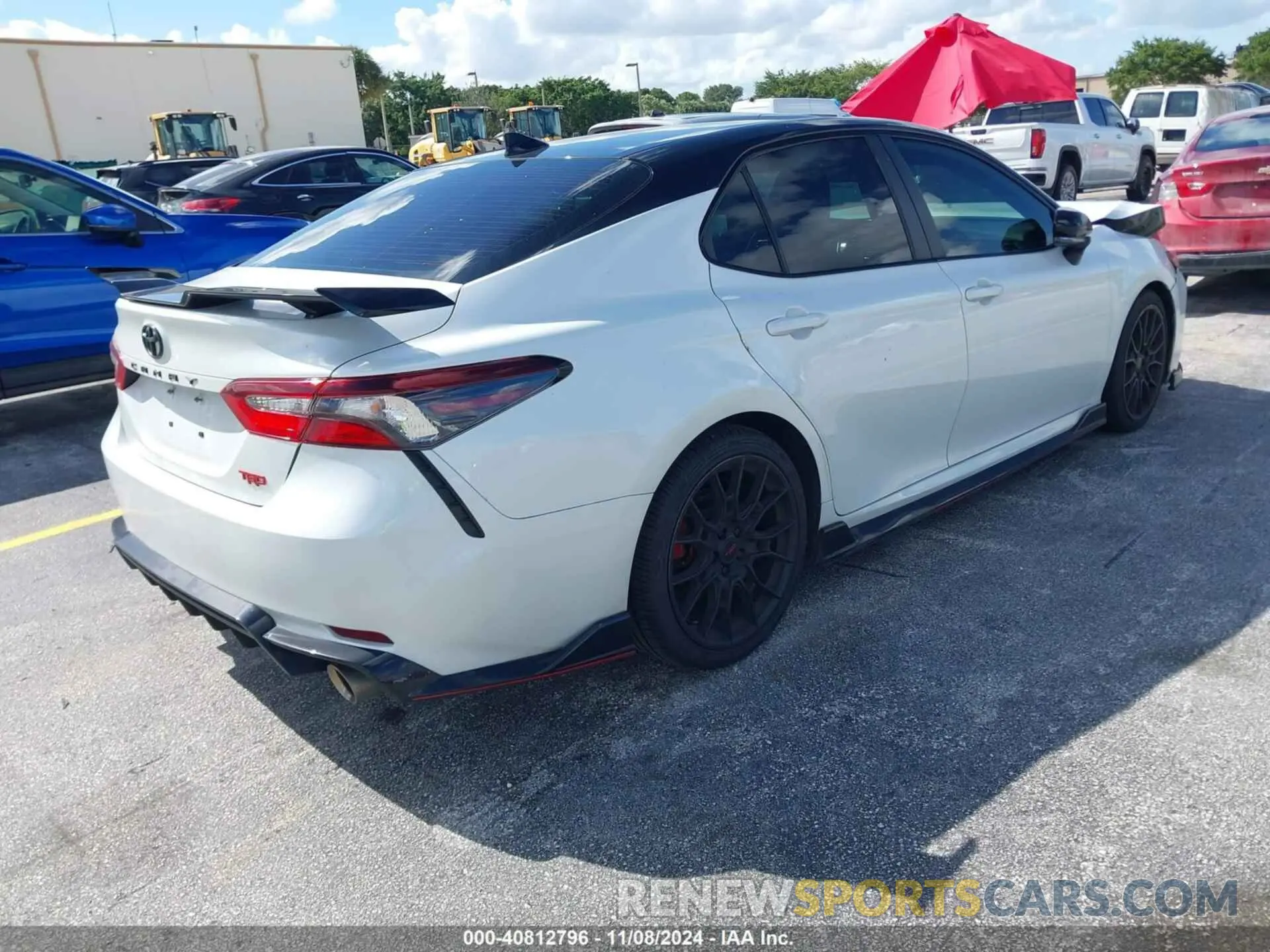4 Photograph of a damaged car 4T1KZ1AK7MU058363 TOYOTA CAMRY 2021