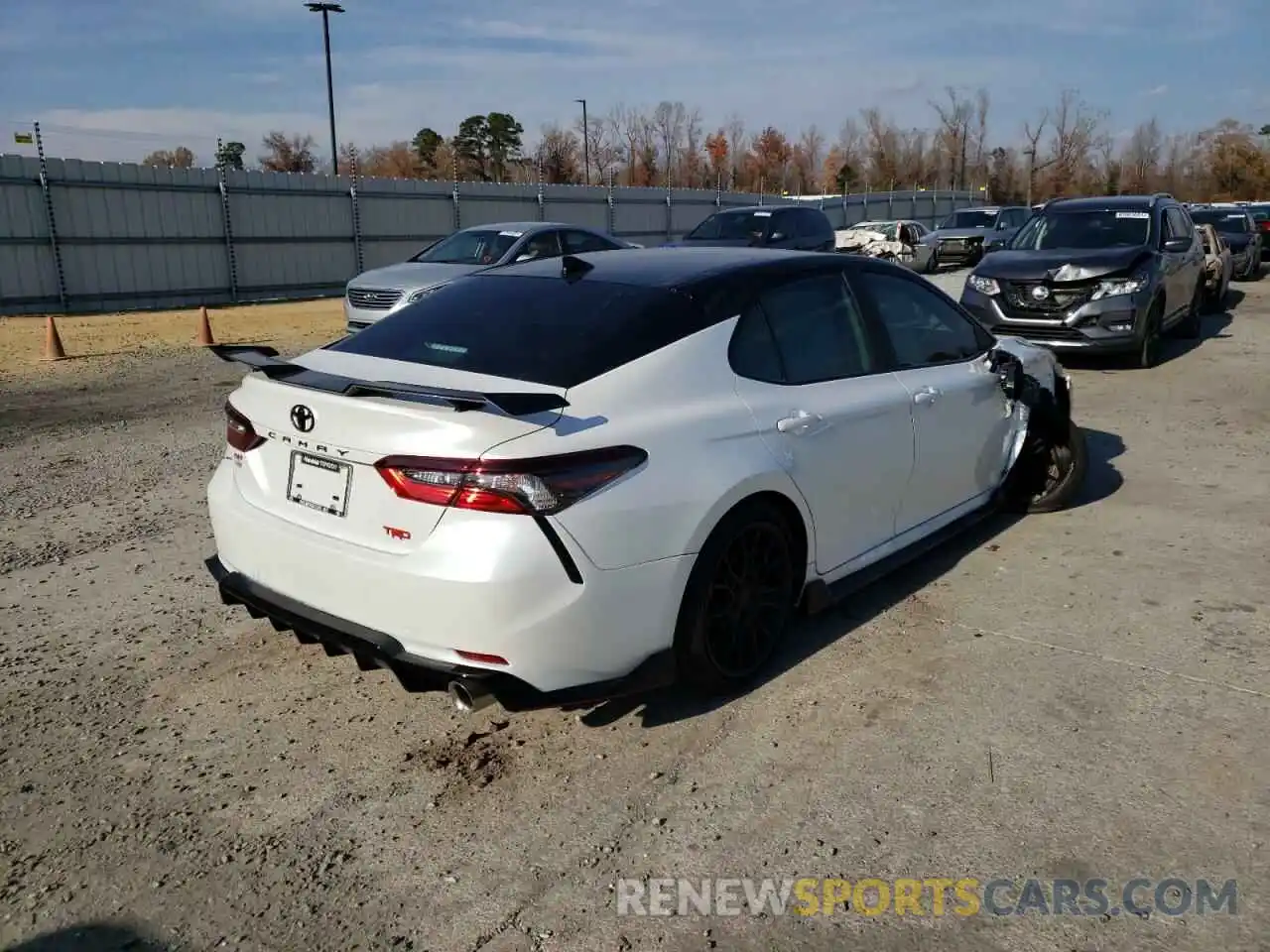 4 Photograph of a damaged car 4T1KZ1AK8MU050806 TOYOTA CAMRY 2021