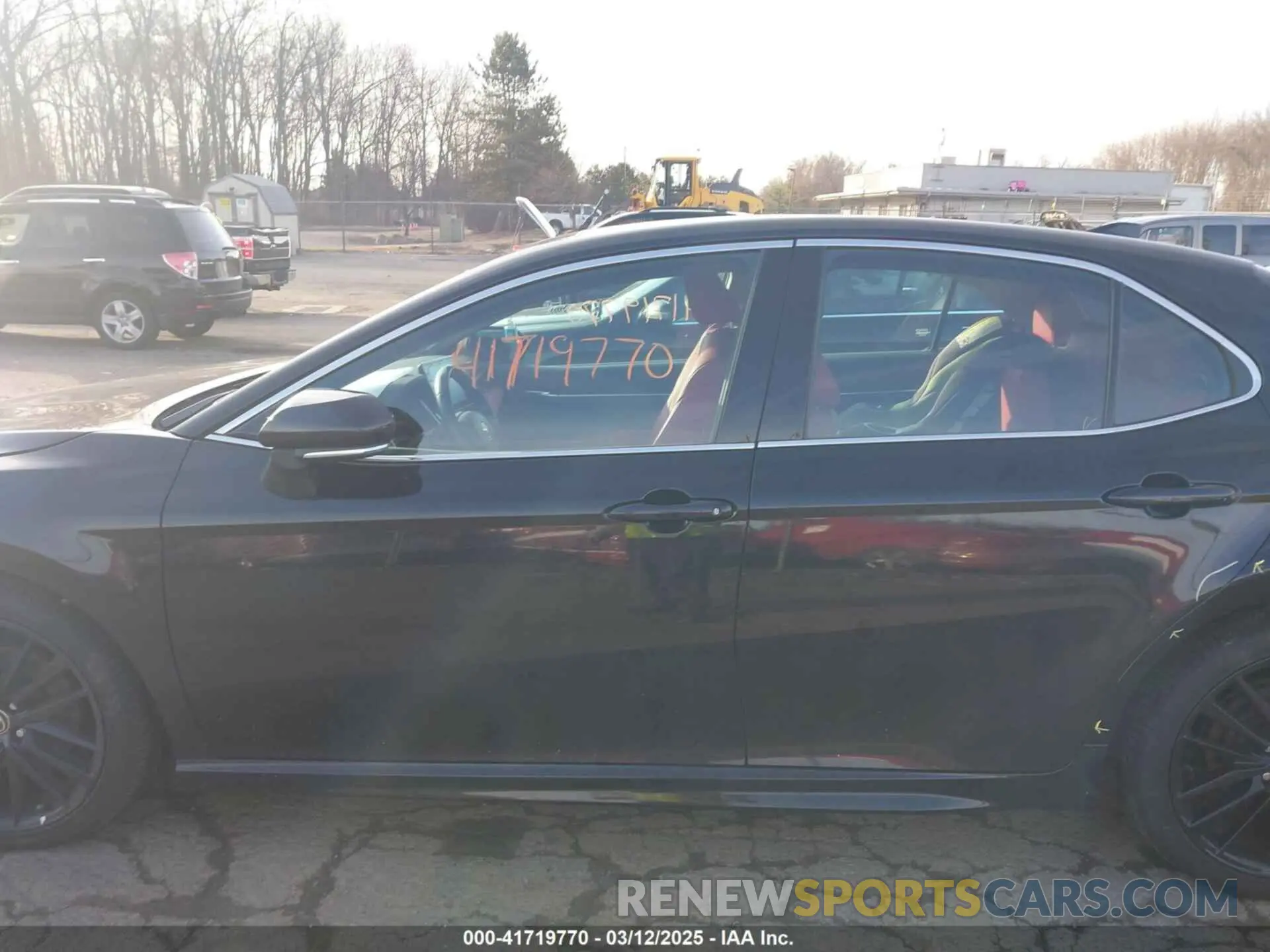 14 Photograph of a damaged car 4T1KZ1AK8MU051566 TOYOTA CAMRY 2021