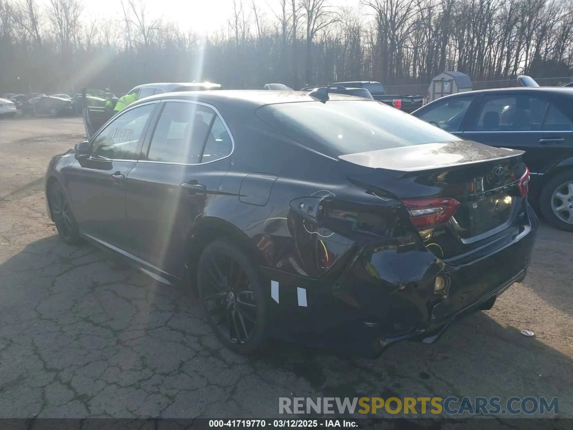 3 Photograph of a damaged car 4T1KZ1AK8MU051566 TOYOTA CAMRY 2021