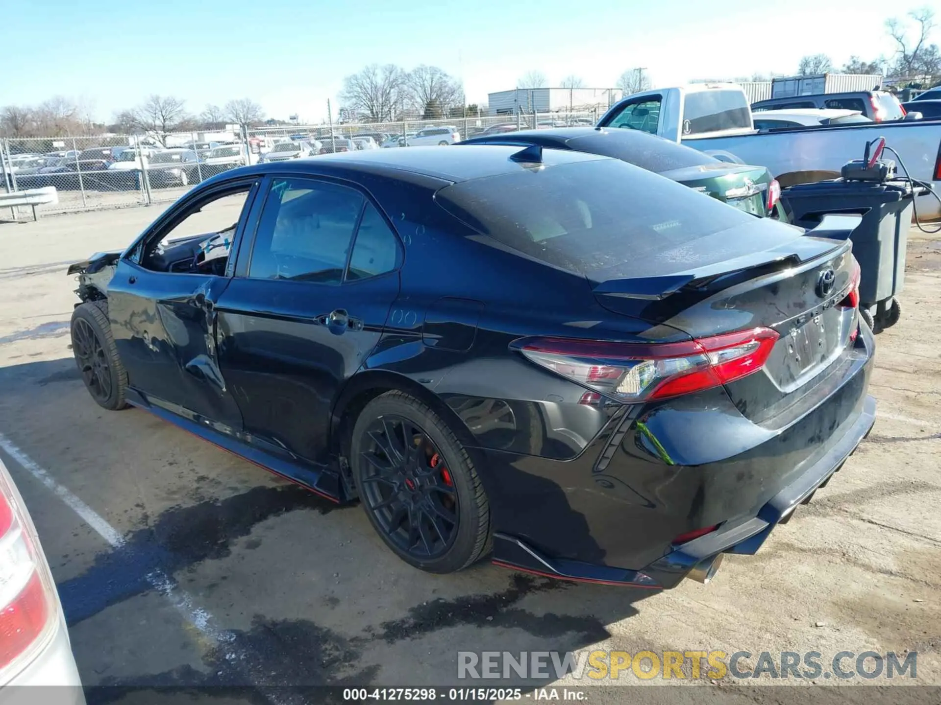 15 Photograph of a damaged car 4T1KZ1AK8MU057416 TOYOTA CAMRY 2021
