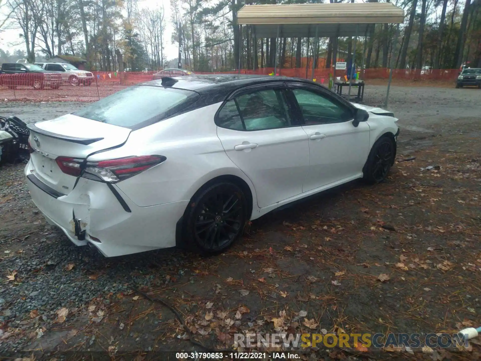 4 Photograph of a damaged car 4T1KZ1AK9MU047400 TOYOTA CAMRY 2021