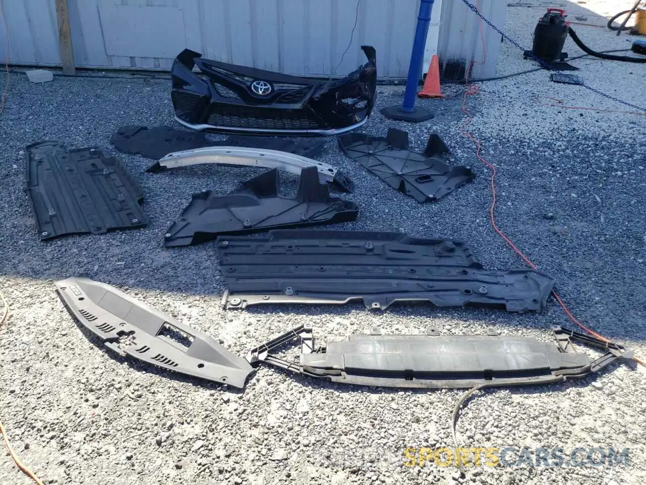 12 Photograph of a damaged car 4T1KZ1AKXMU058633 TOYOTA CAMRY 2021