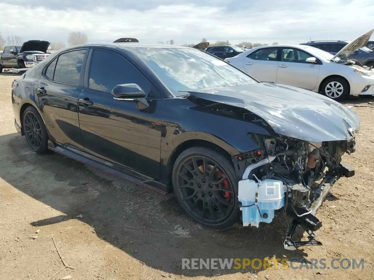 4 Photograph of a damaged car 4T1KZ1AKXMU059216 TOYOTA CAMRY 2021