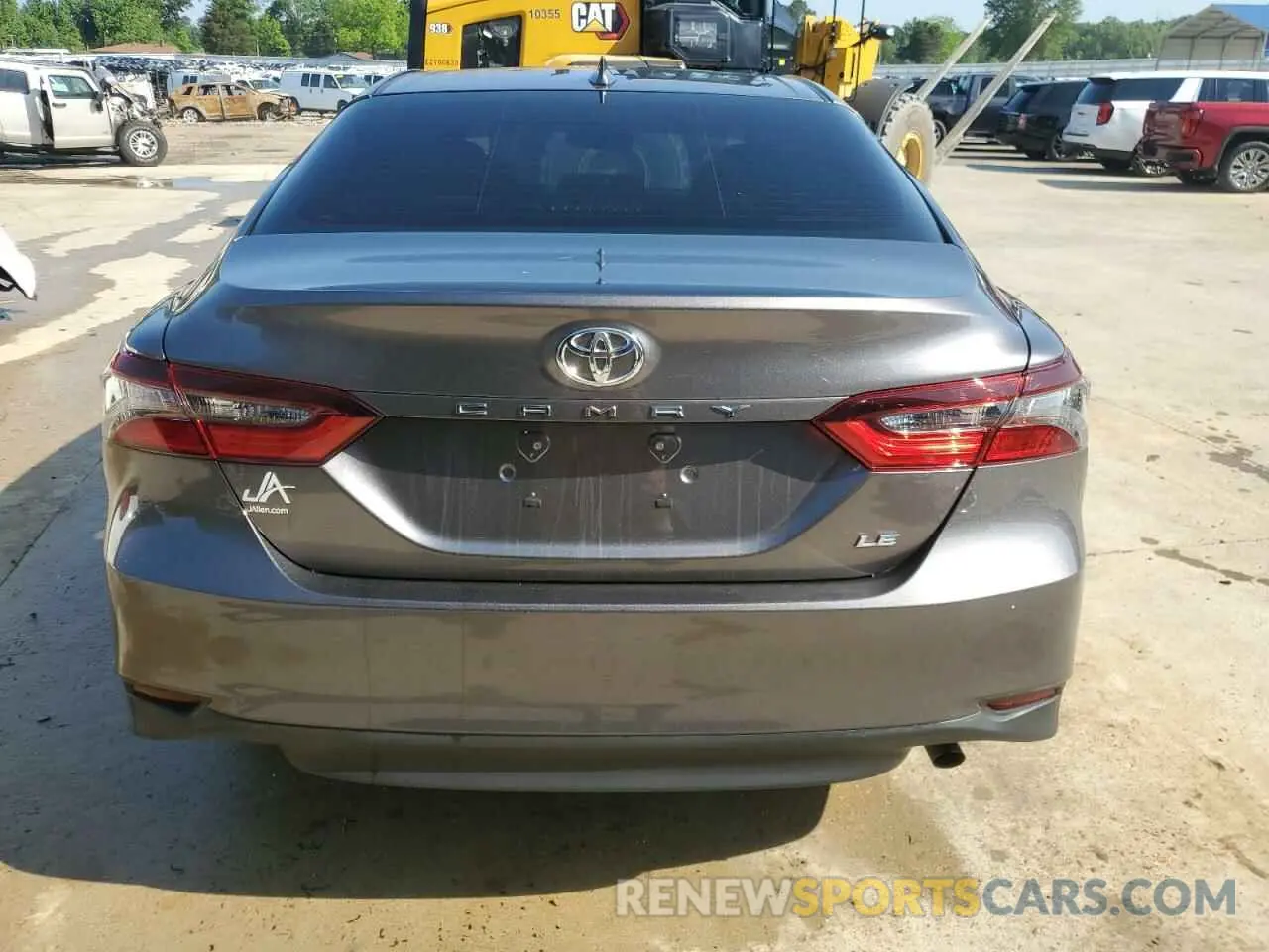 6 Photograph of a damaged car 4T1R11AK0MU453085 TOYOTA CAMRY 2021