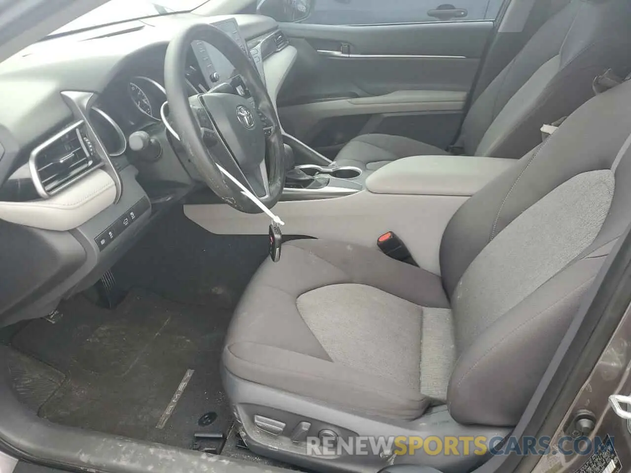 7 Photograph of a damaged car 4T1R11AK0MU453085 TOYOTA CAMRY 2021
