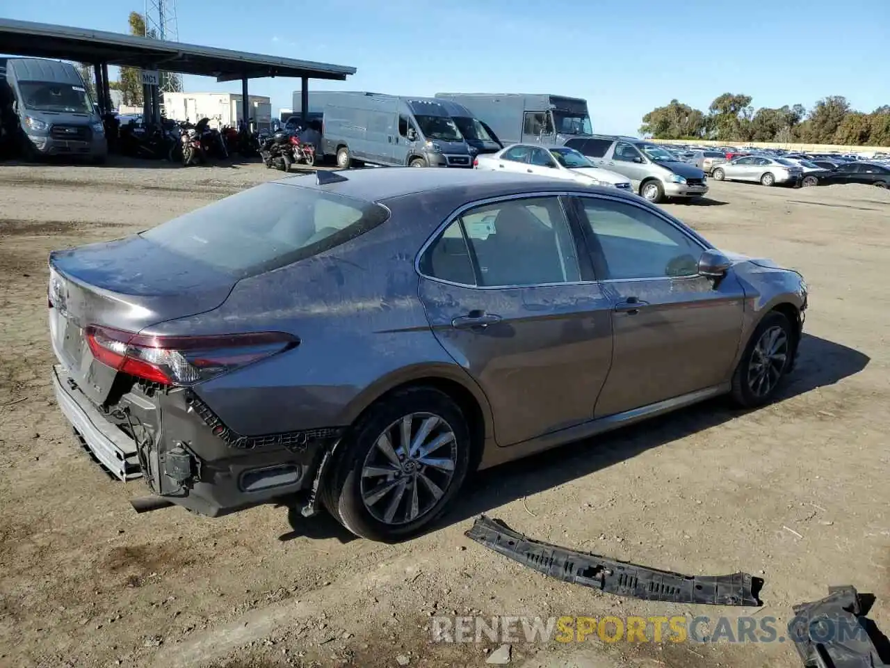 3 Photograph of a damaged car 4T1R11AK0MU454575 TOYOTA CAMRY 2021