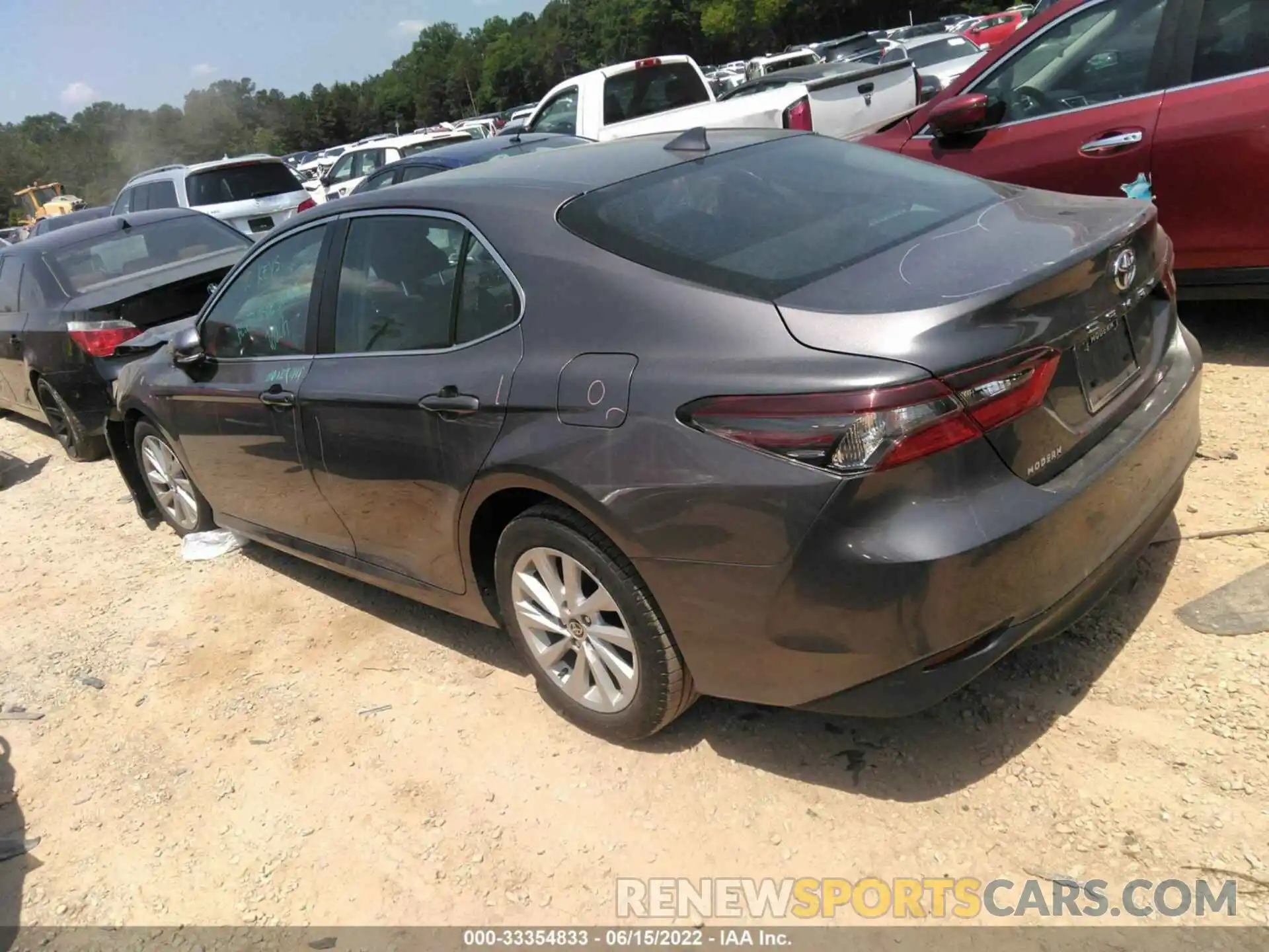 3 Photograph of a damaged car 4T1R11AK1MU465231 TOYOTA CAMRY 2021