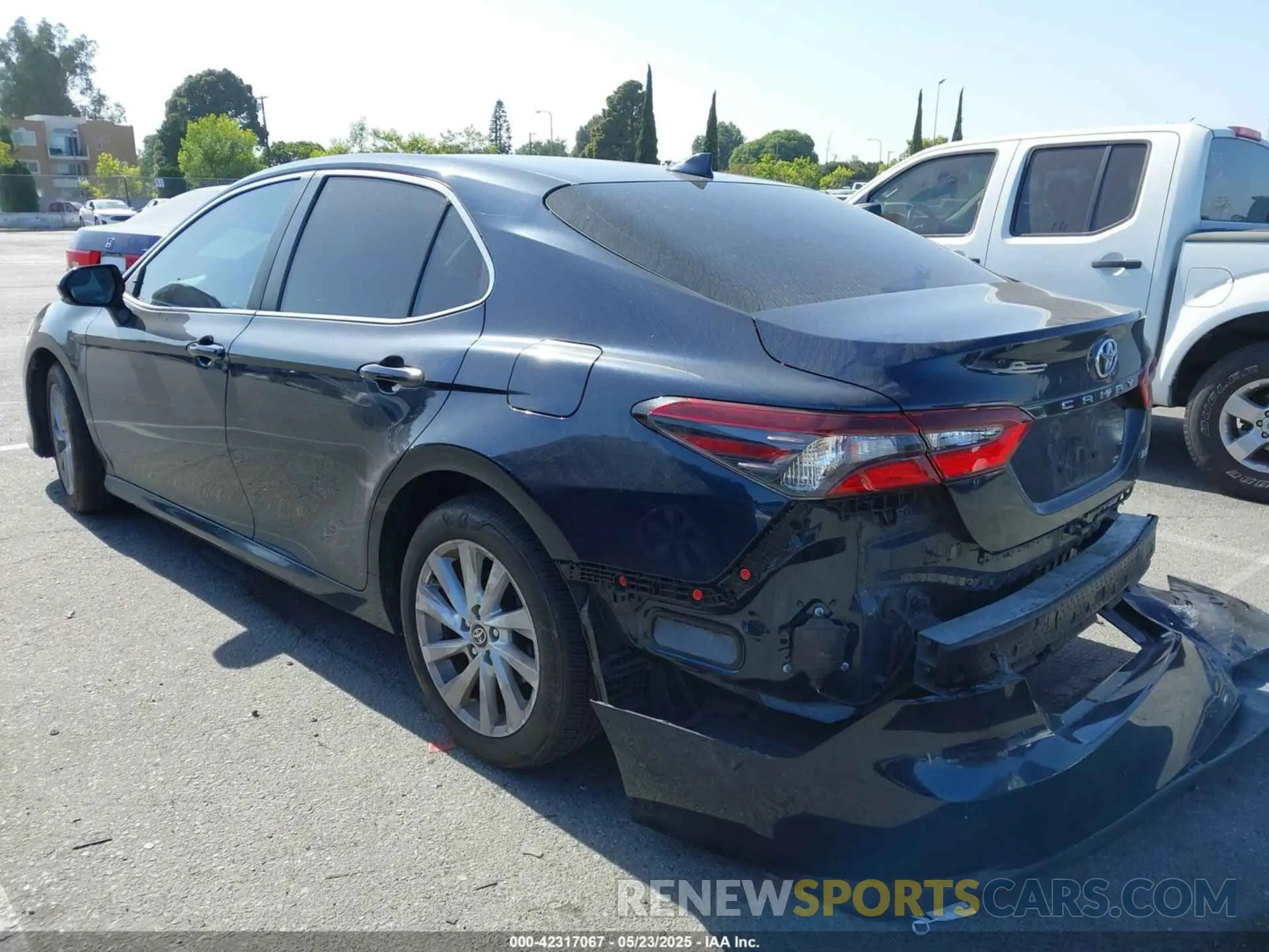 3 Photograph of a damaged car 4T1R11AK1MU608517 TOYOTA CAMRY 2021
