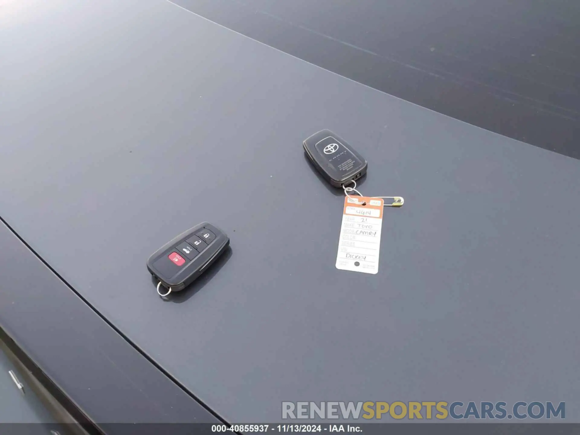 11 Photograph of a damaged car 4T1R11AK2MU496505 TOYOTA CAMRY 2021