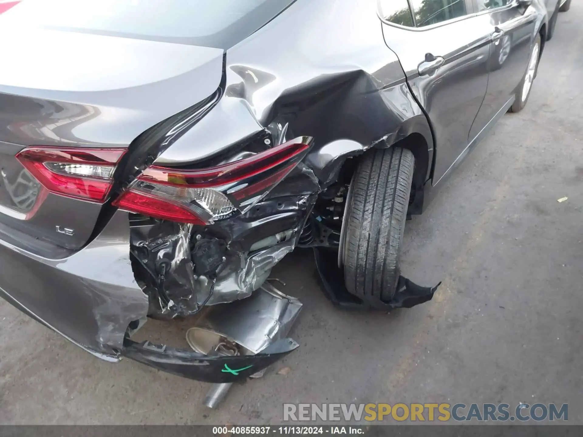 6 Photograph of a damaged car 4T1R11AK2MU496505 TOYOTA CAMRY 2021