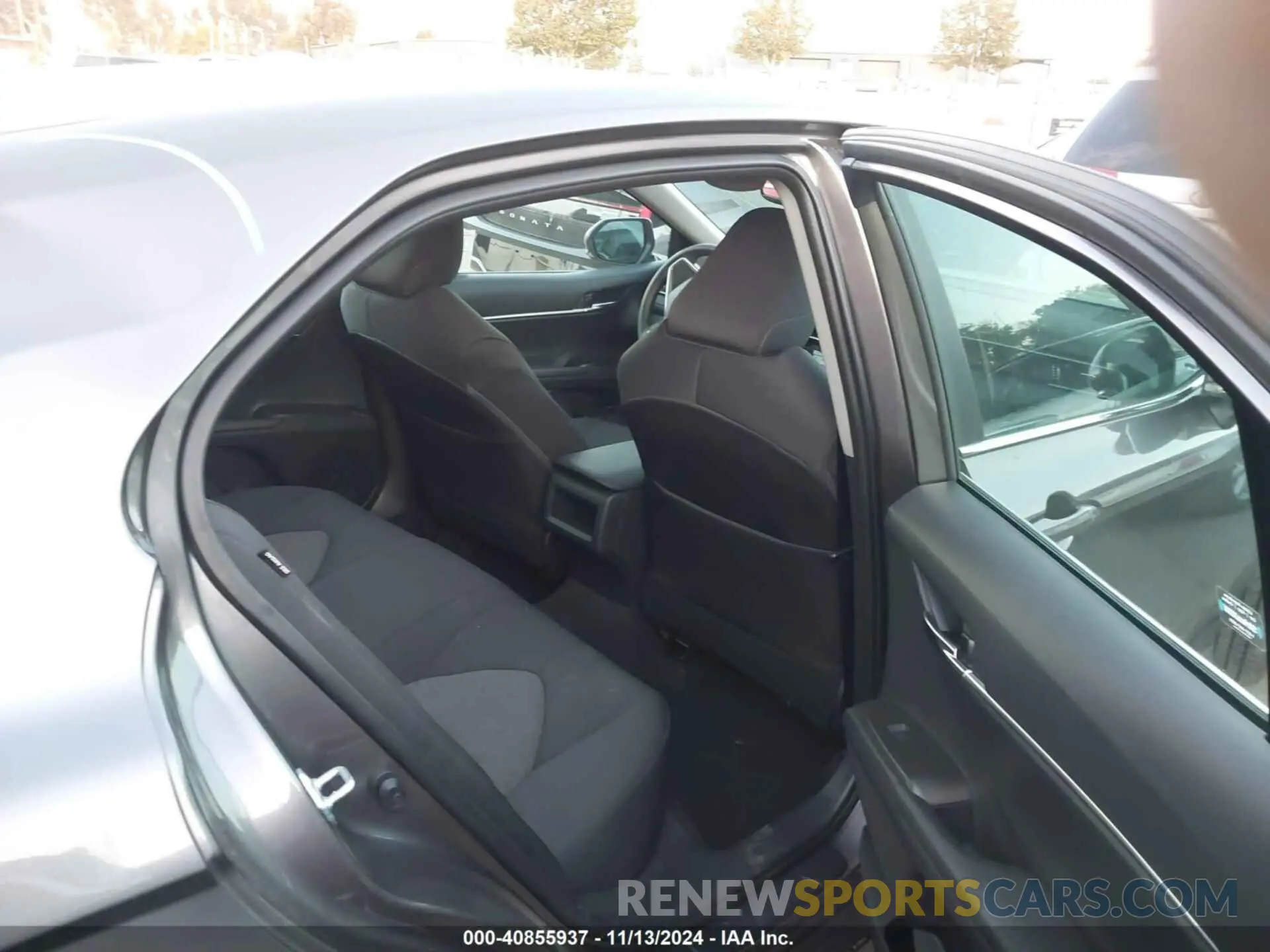 8 Photograph of a damaged car 4T1R11AK2MU496505 TOYOTA CAMRY 2021