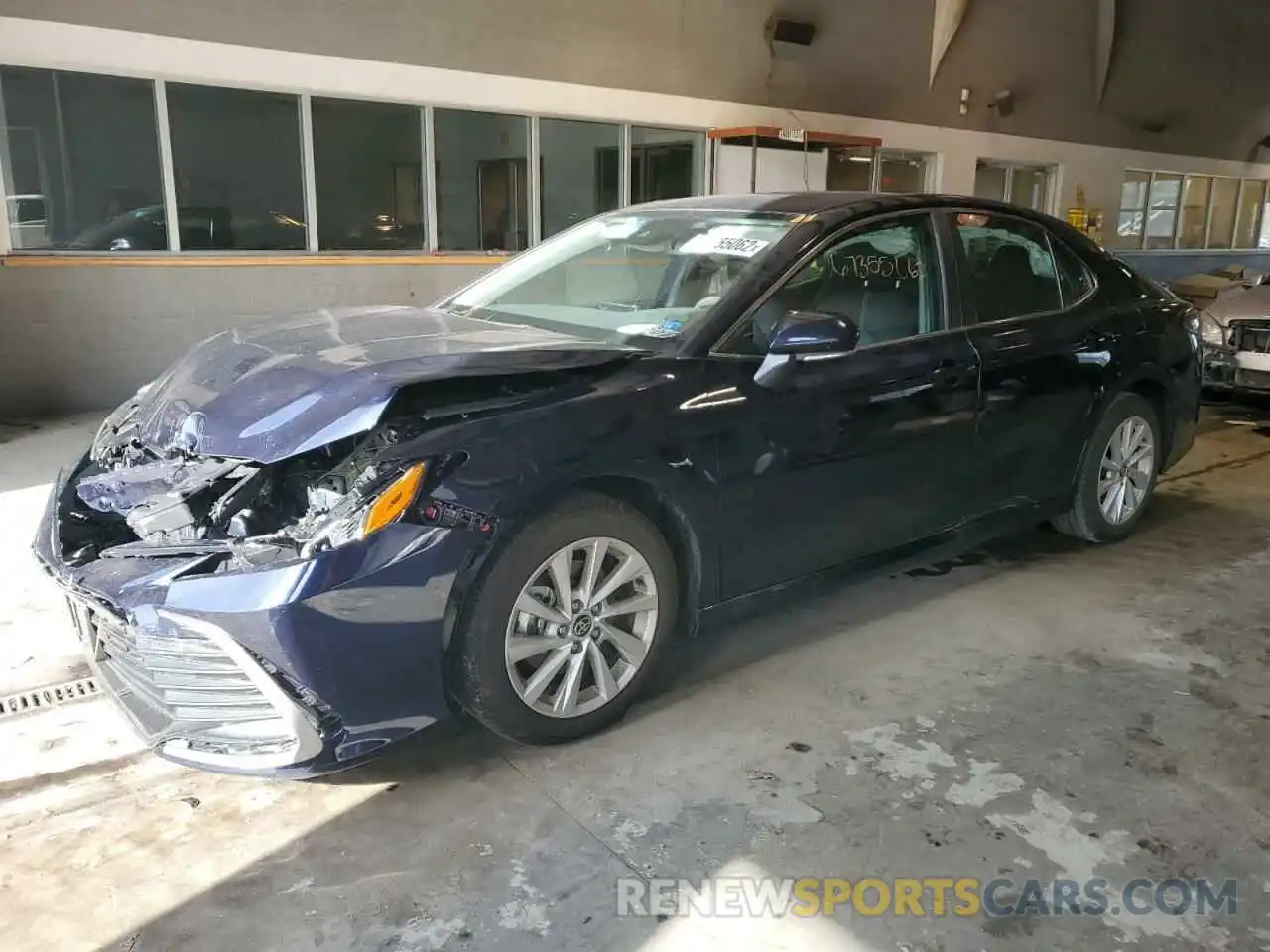 1 Photograph of a damaged car 4T1R11AK2MU516350 TOYOTA CAMRY 2021