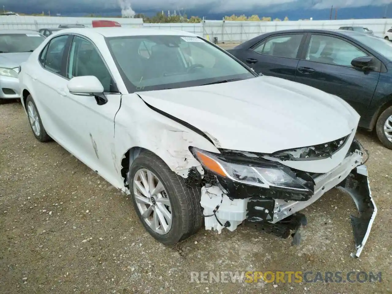 1 Photograph of a damaged car 4T1R11AK3MU490387 TOYOTA CAMRY 2021