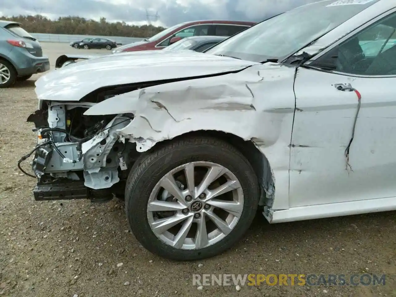 9 Photograph of a damaged car 4T1R11AK3MU490387 TOYOTA CAMRY 2021