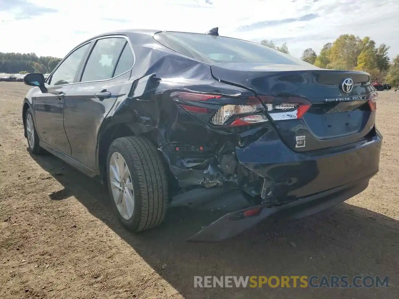 9 Photograph of a damaged car 4T1R11AK3MU531374 TOYOTA CAMRY 2021