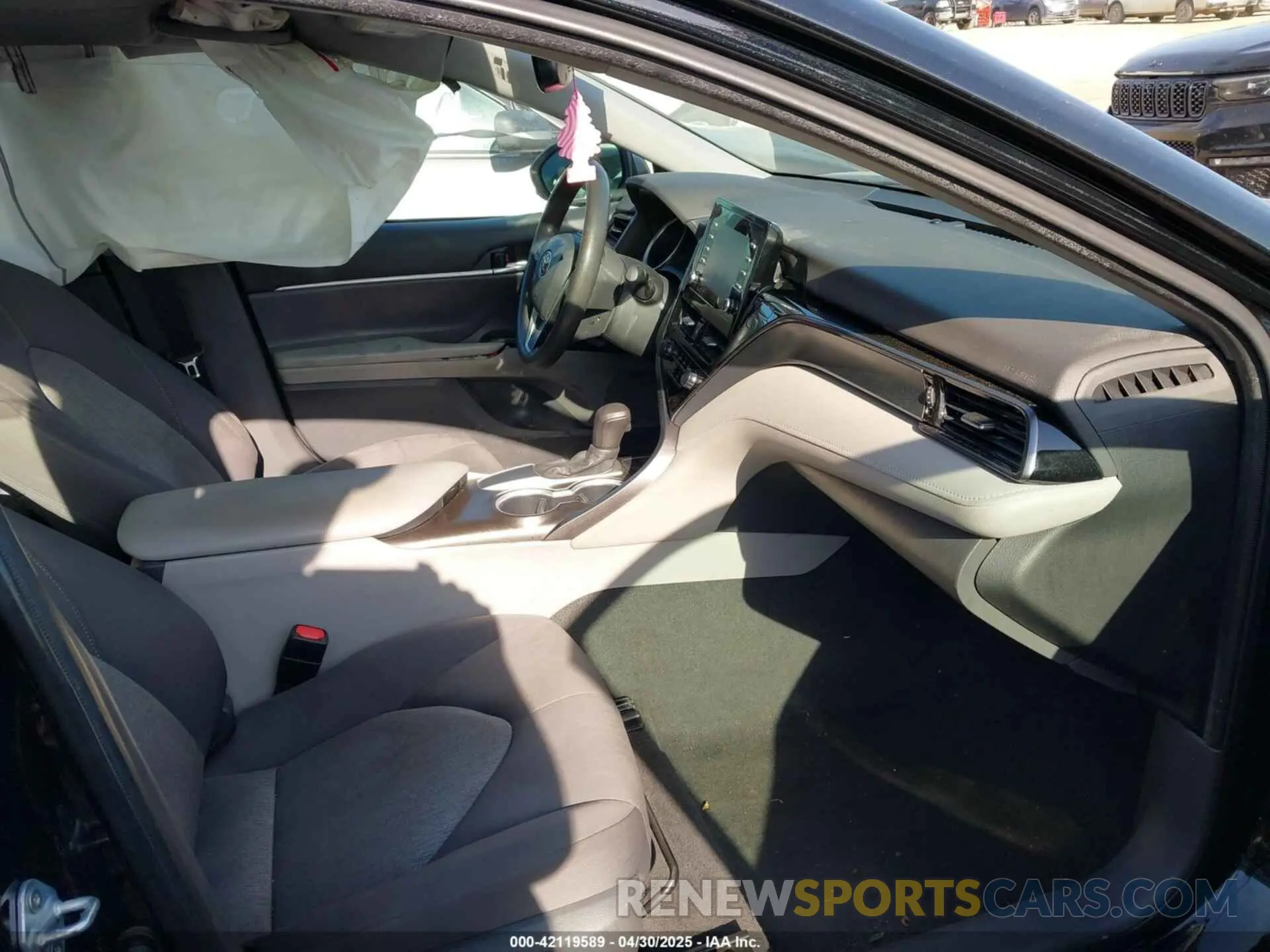 5 Photograph of a damaged car 4T1R11AK3MU549714 TOYOTA CAMRY 2021