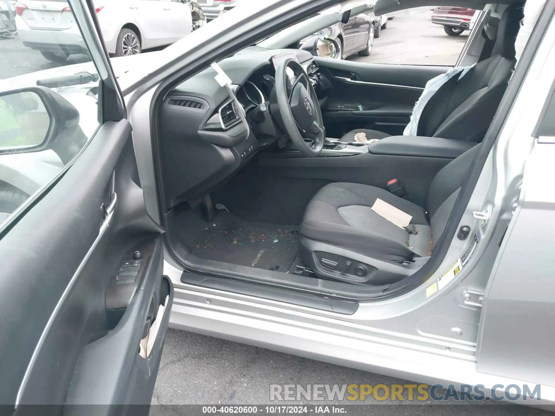 5 Photograph of a damaged car 4T1R11AK4MU498384 TOYOTA CAMRY 2021