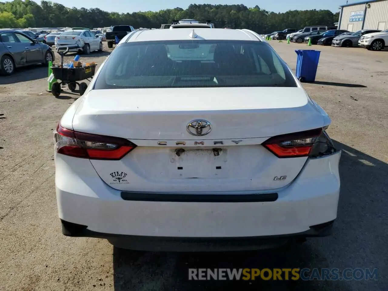6 Photograph of a damaged car 4T1R11AK6MU457500 TOYOTA CAMRY 2021