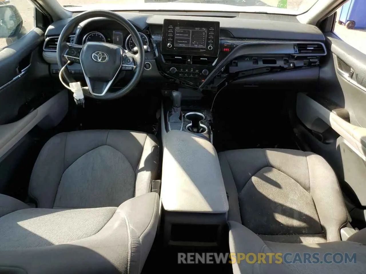 8 Photograph of a damaged car 4T1R11AK6MU457500 TOYOTA CAMRY 2021