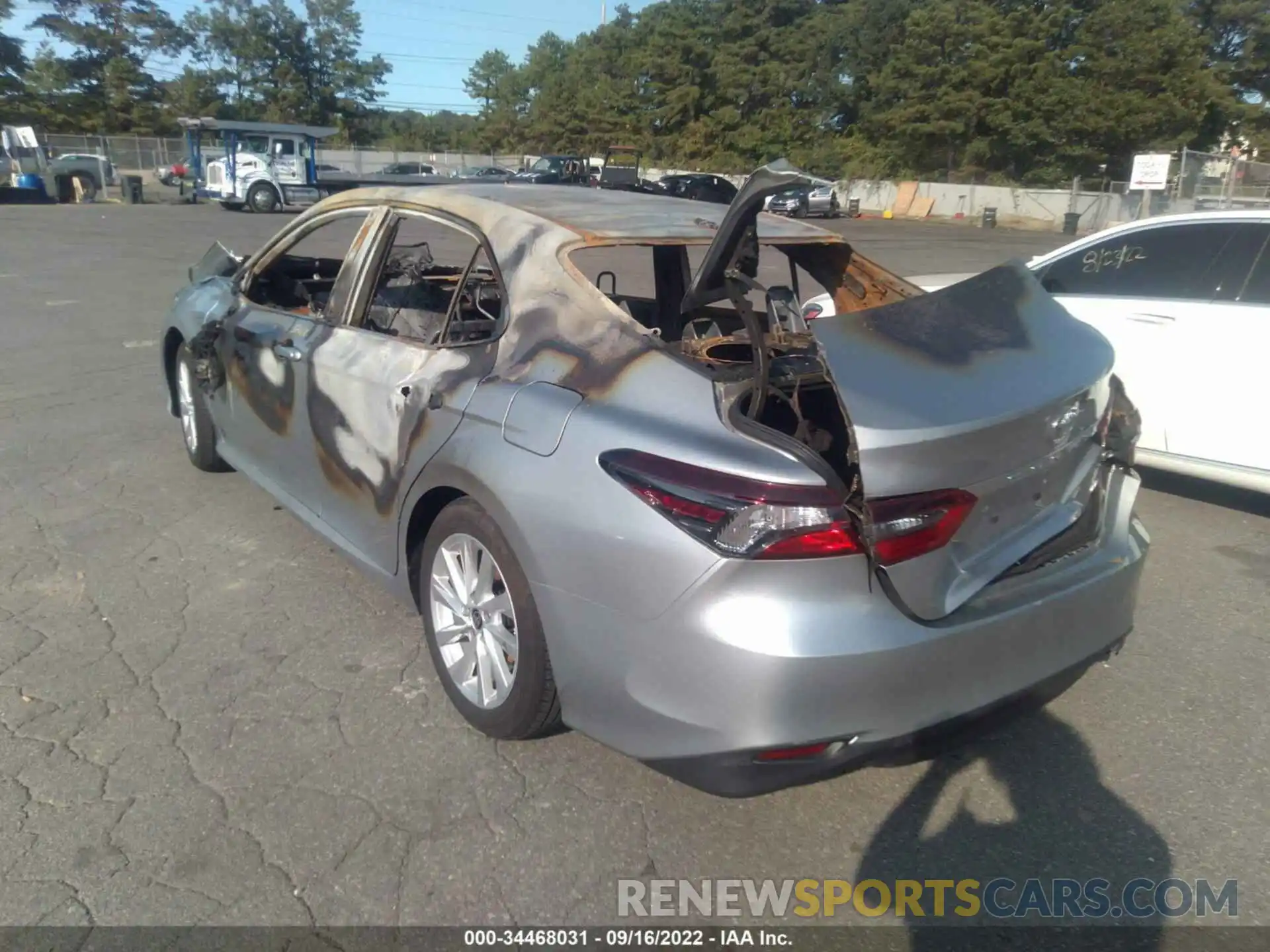 3 Photograph of a damaged car 4T1R11AK7MU551773 TOYOTA CAMRY 2021