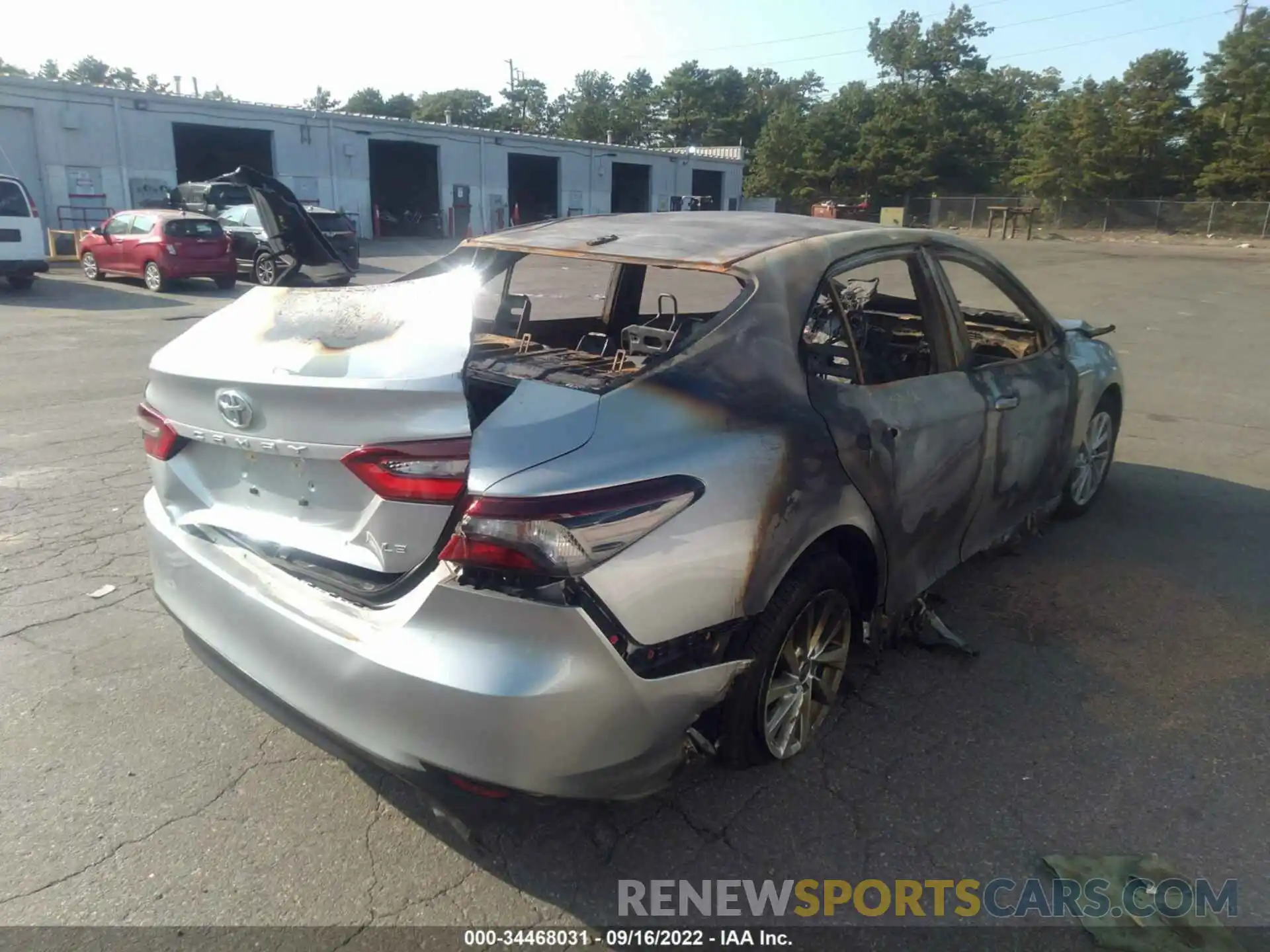 4 Photograph of a damaged car 4T1R11AK7MU551773 TOYOTA CAMRY 2021