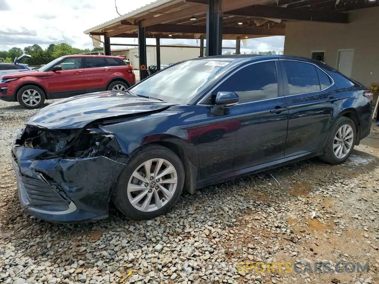 1 Photograph of a damaged car 4T1R11AK8MU495410 TOYOTA CAMRY 2021