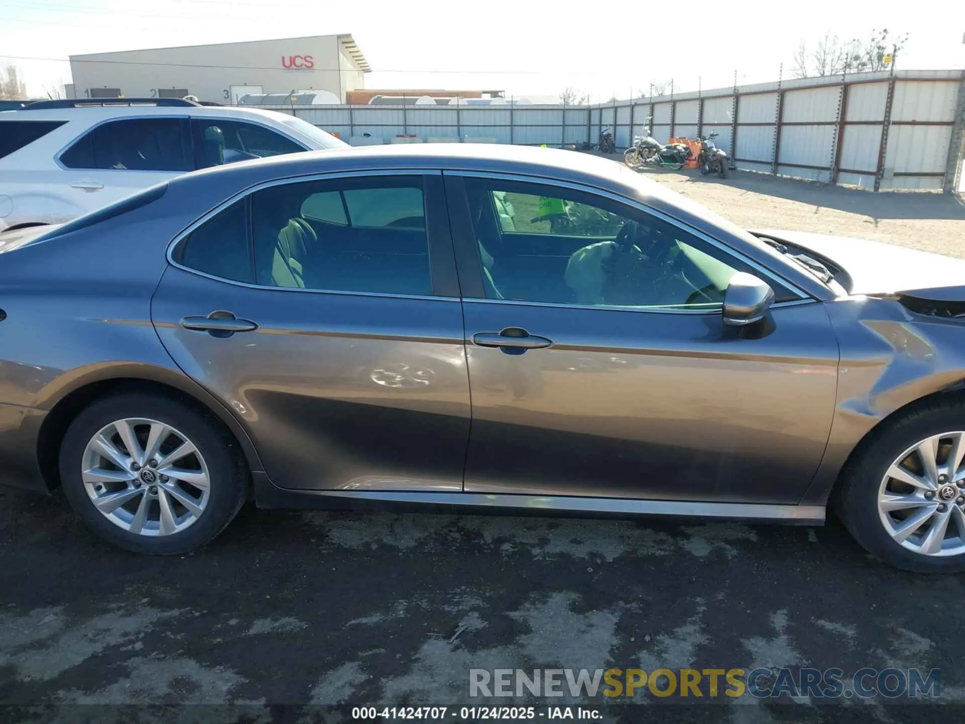 13 Photograph of a damaged car 4T1R11AK9MU447608 TOYOTA CAMRY 2021