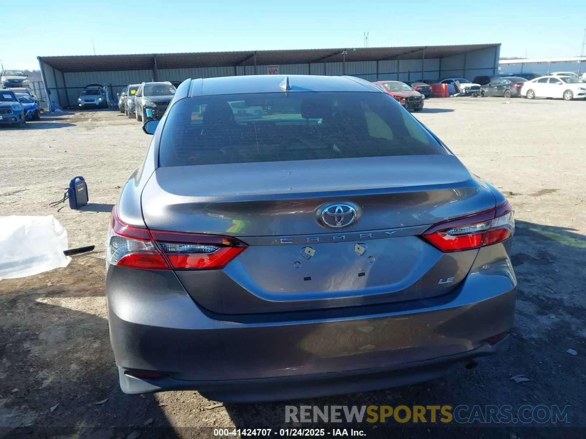 16 Photograph of a damaged car 4T1R11AK9MU447608 TOYOTA CAMRY 2021