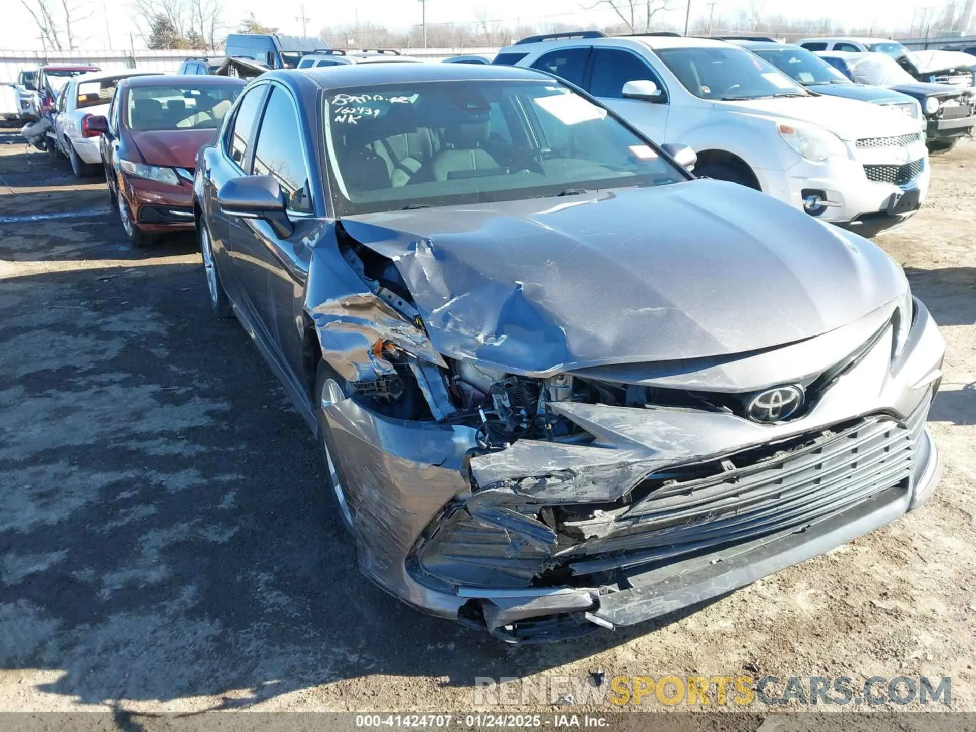 6 Photograph of a damaged car 4T1R11AK9MU447608 TOYOTA CAMRY 2021
