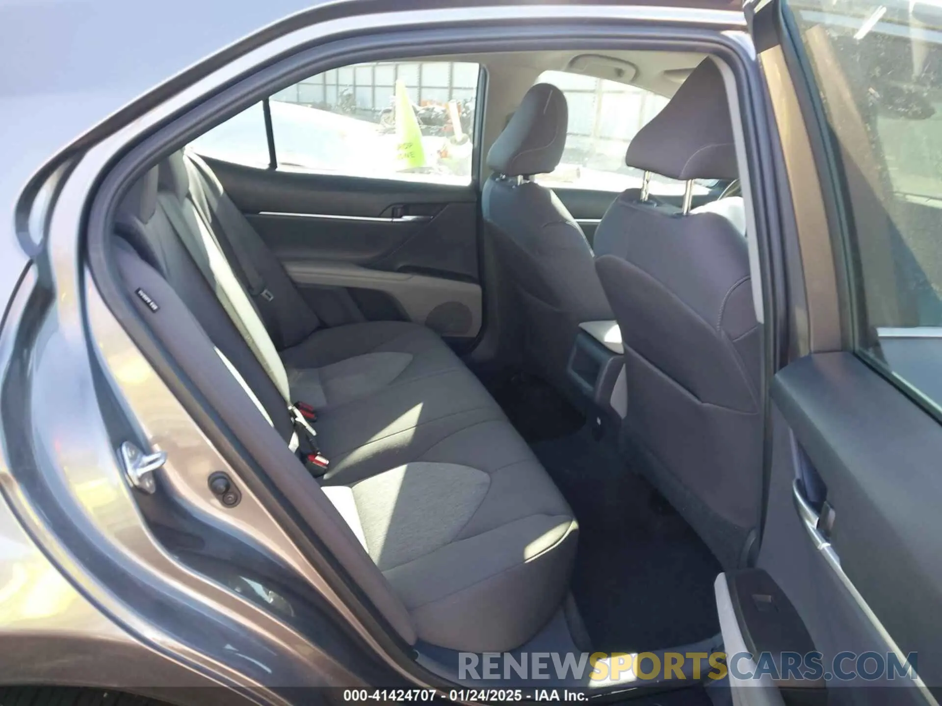 8 Photograph of a damaged car 4T1R11AK9MU447608 TOYOTA CAMRY 2021
