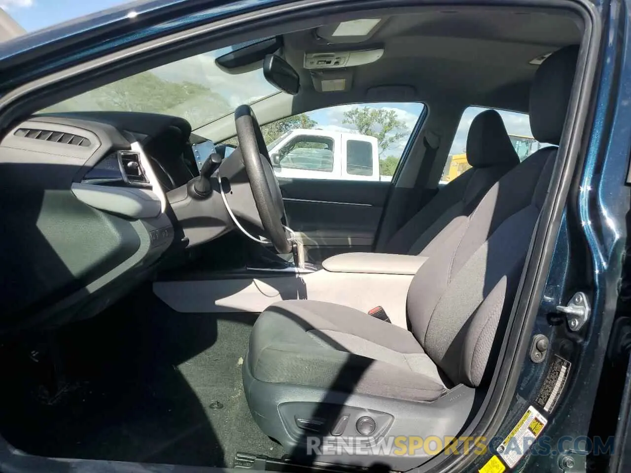 7 Photograph of a damaged car 4T1R11AK9MU480513 TOYOTA CAMRY 2021