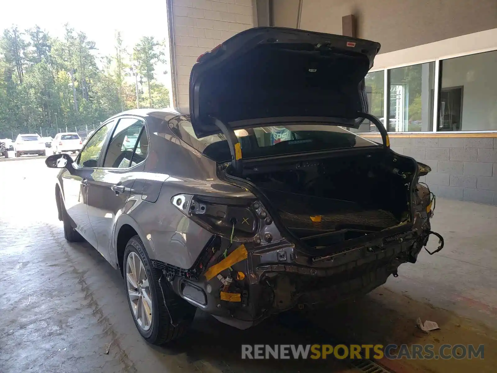 3 Photograph of a damaged car 4T1R11AK9MU541763 TOYOTA CAMRY 2021