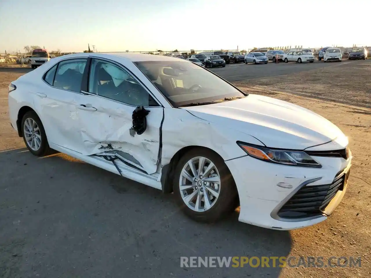 4 Photograph of a damaged car 4T1R11AK9MU594494 TOYOTA CAMRY 2021