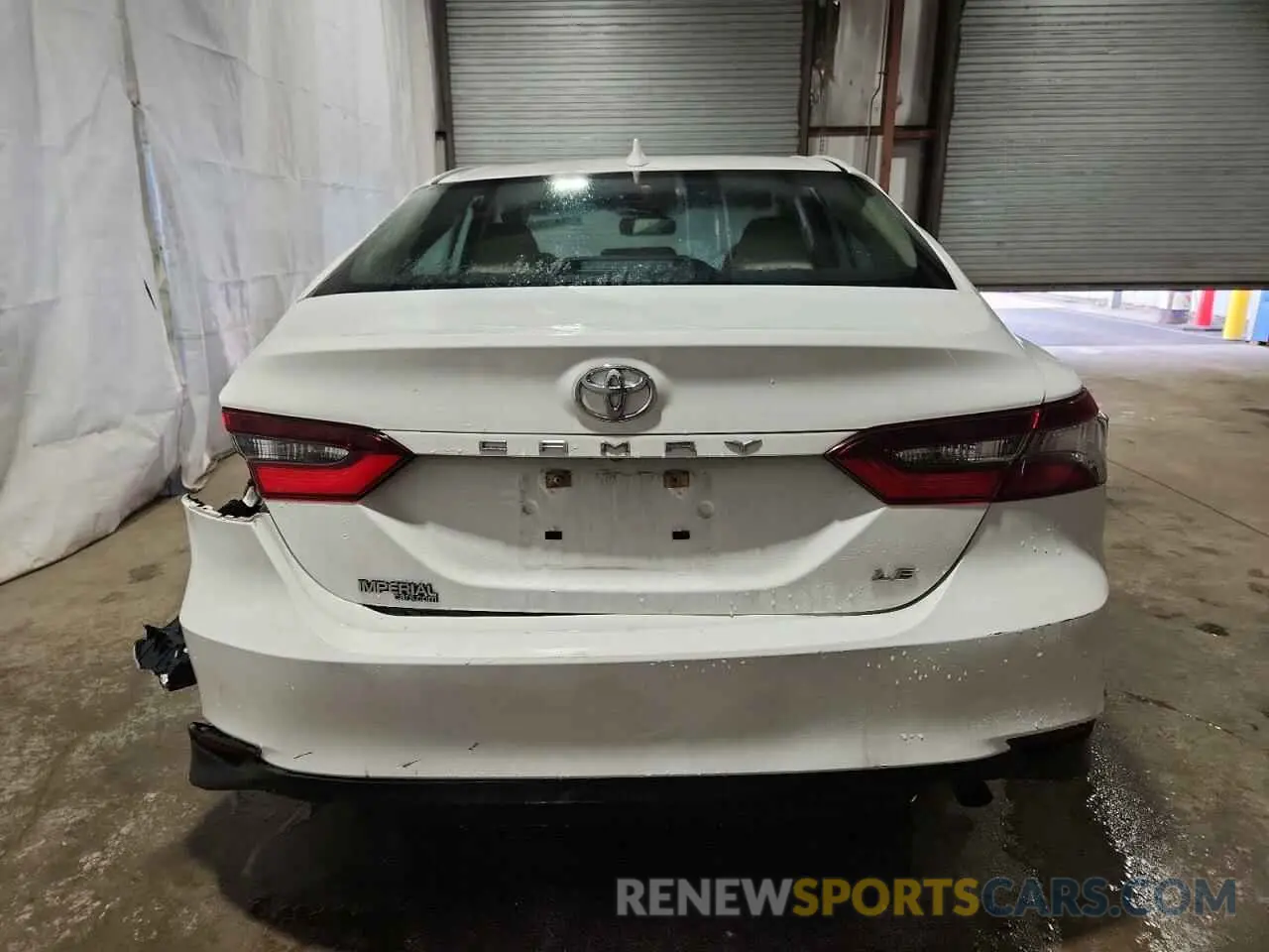 6 Photograph of a damaged car 4T1R11AKXMU478379 TOYOTA CAMRY 2021