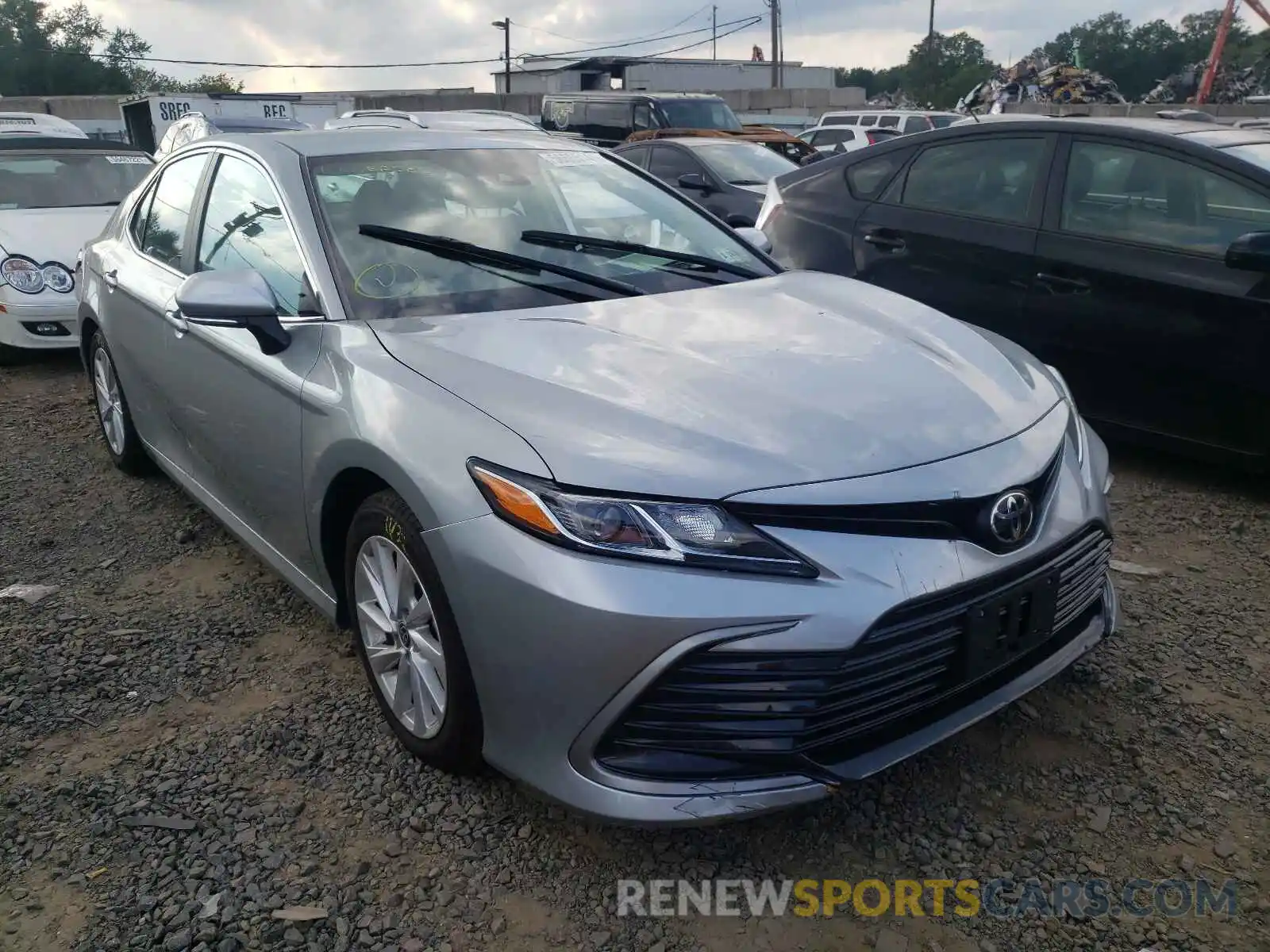 1 Photograph of a damaged car 4T1R11BK0MU025757 TOYOTA CAMRY 2021