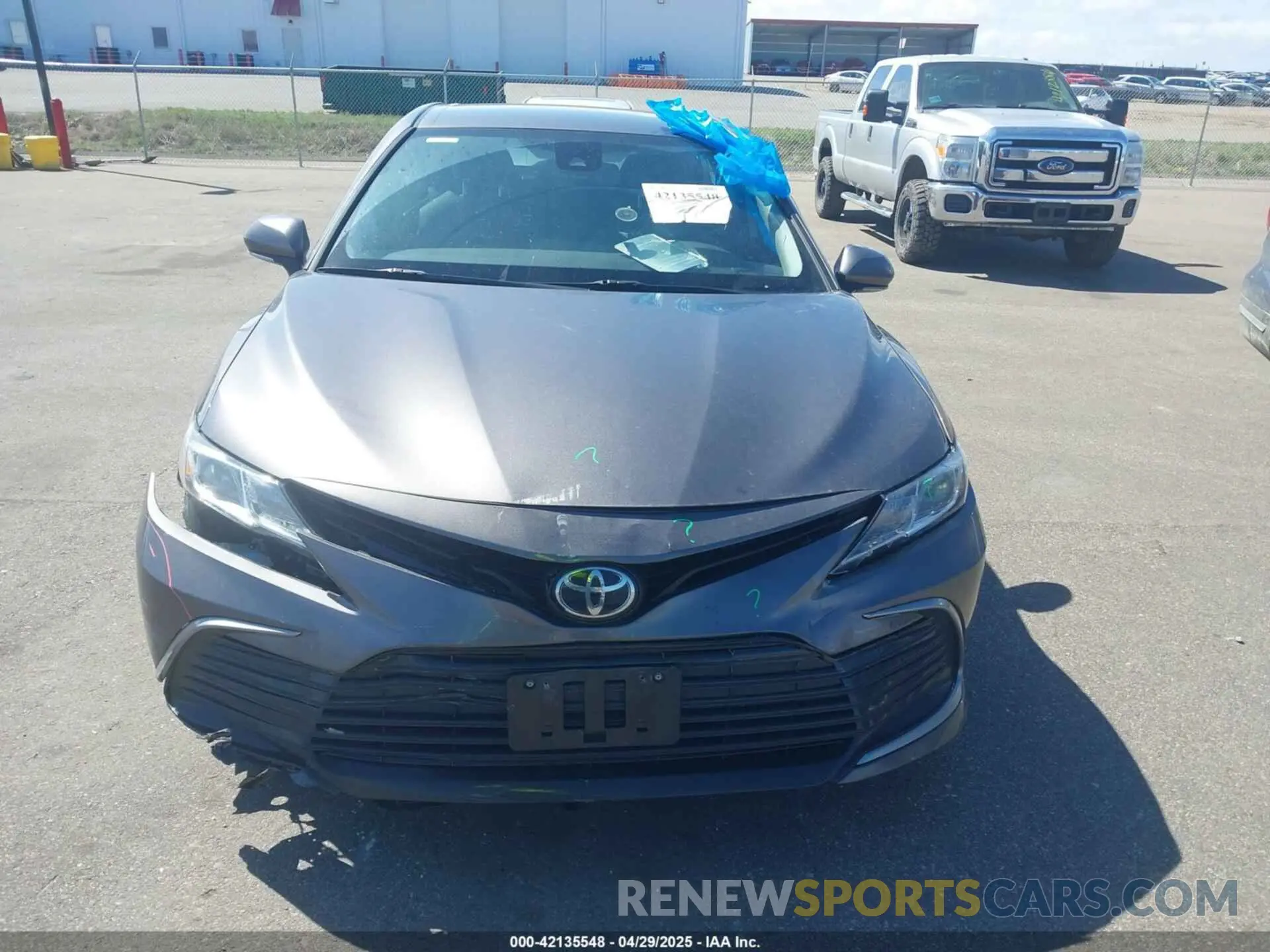 13 Photograph of a damaged car 4T1R11BK4MU035465 TOYOTA CAMRY 2021
