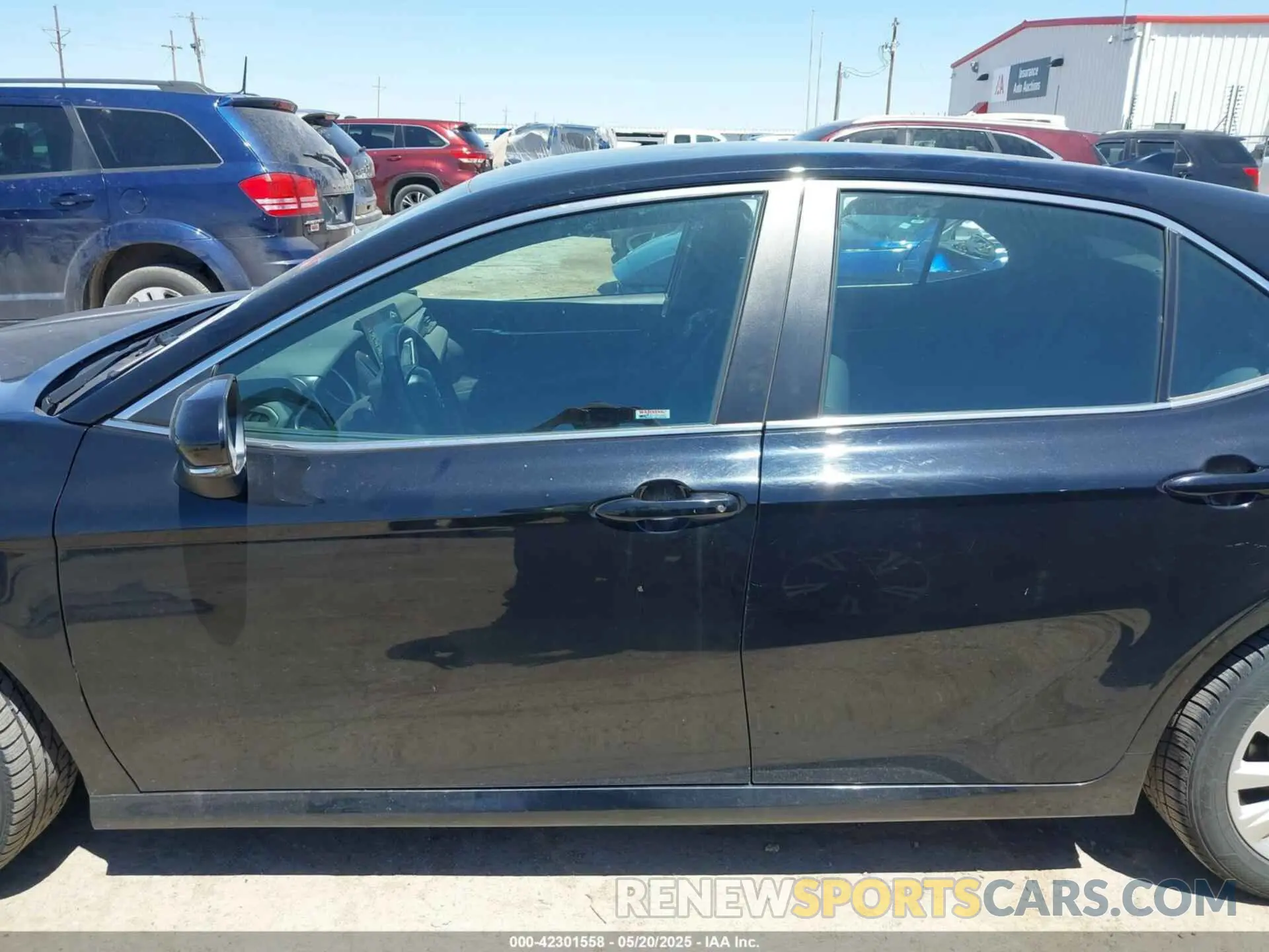 14 Photograph of a damaged car 4T1R11BK5MU025785 TOYOTA CAMRY 2021