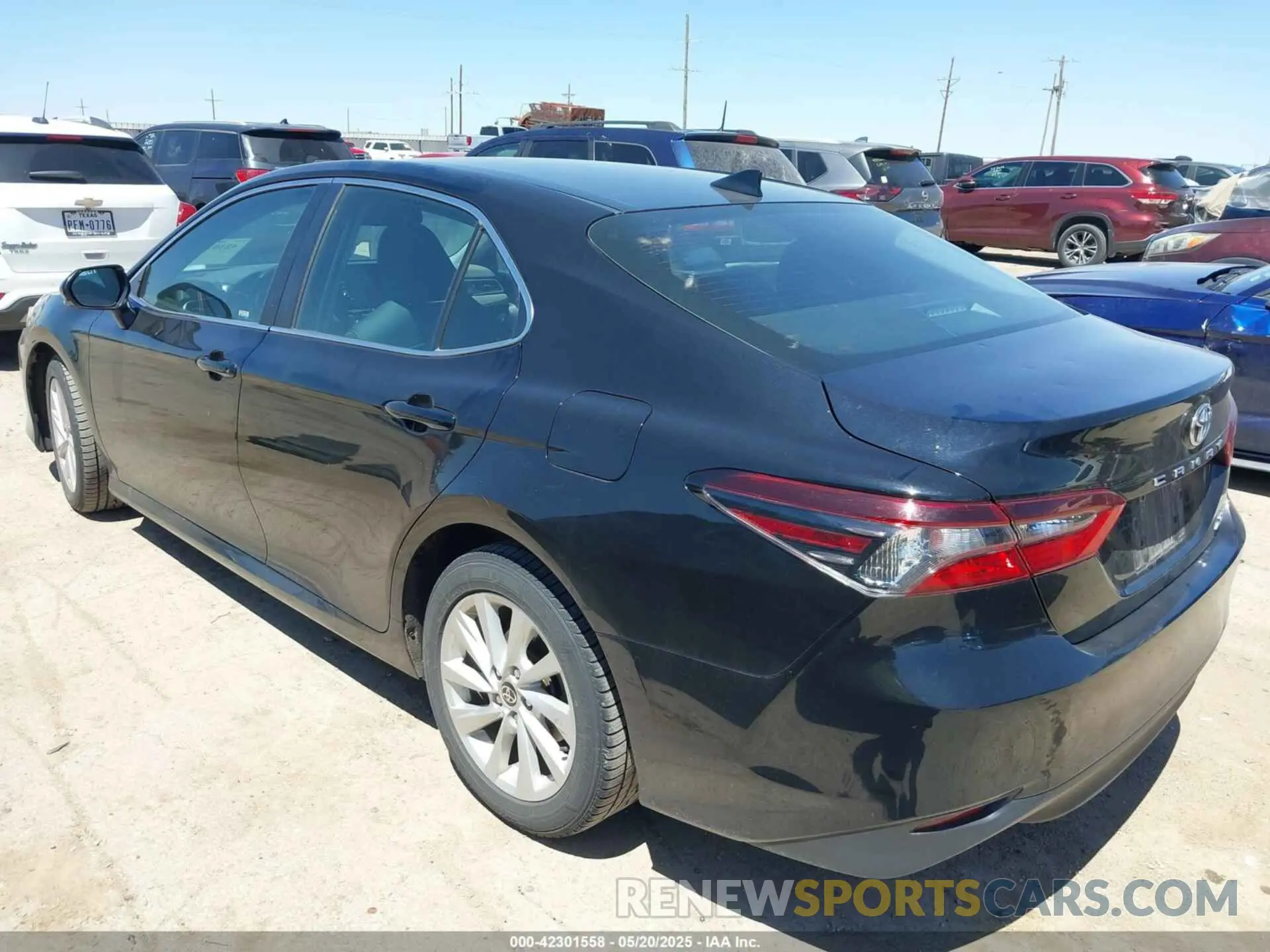 3 Photograph of a damaged car 4T1R11BK5MU025785 TOYOTA CAMRY 2021