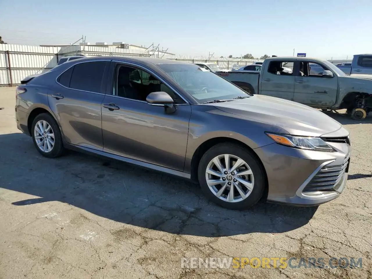 4 Photograph of a damaged car 4T1R11BK5MU032347 TOYOTA CAMRY 2021
