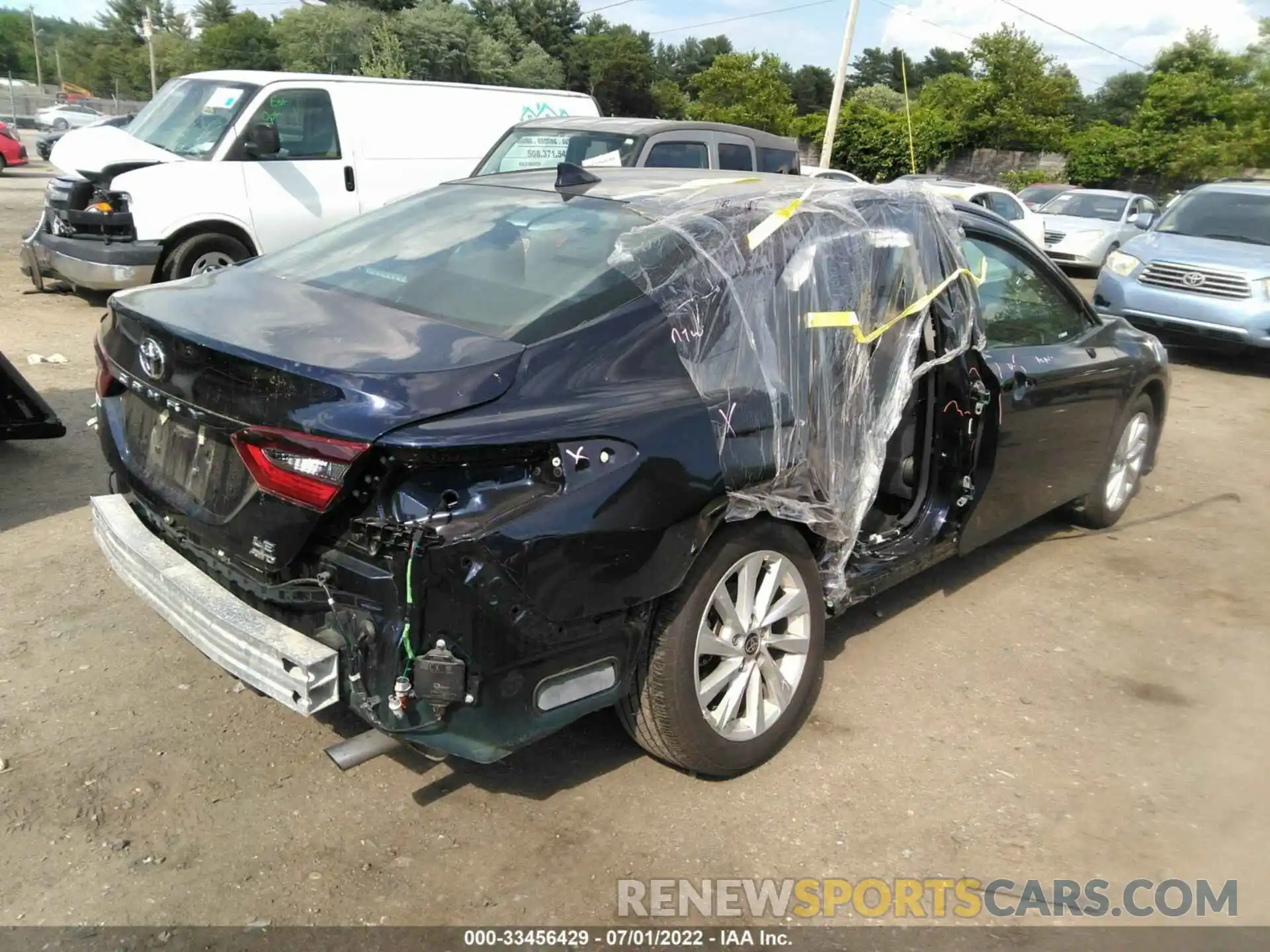 4 Photograph of a damaged car 4T1R11BK5MU039086 TOYOTA CAMRY 2021