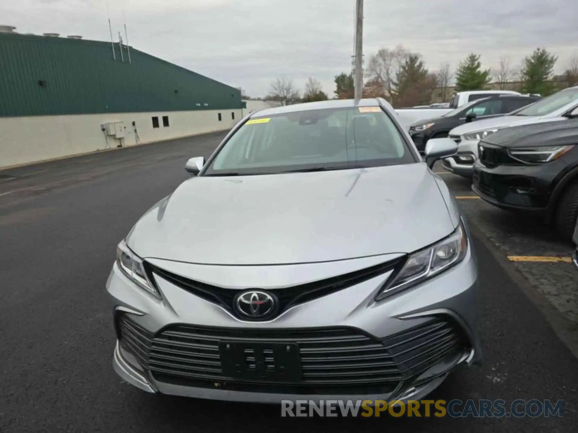 1 Photograph of a damaged car 4T1R11BKXMU036216 TOYOTA CAMRY 2021