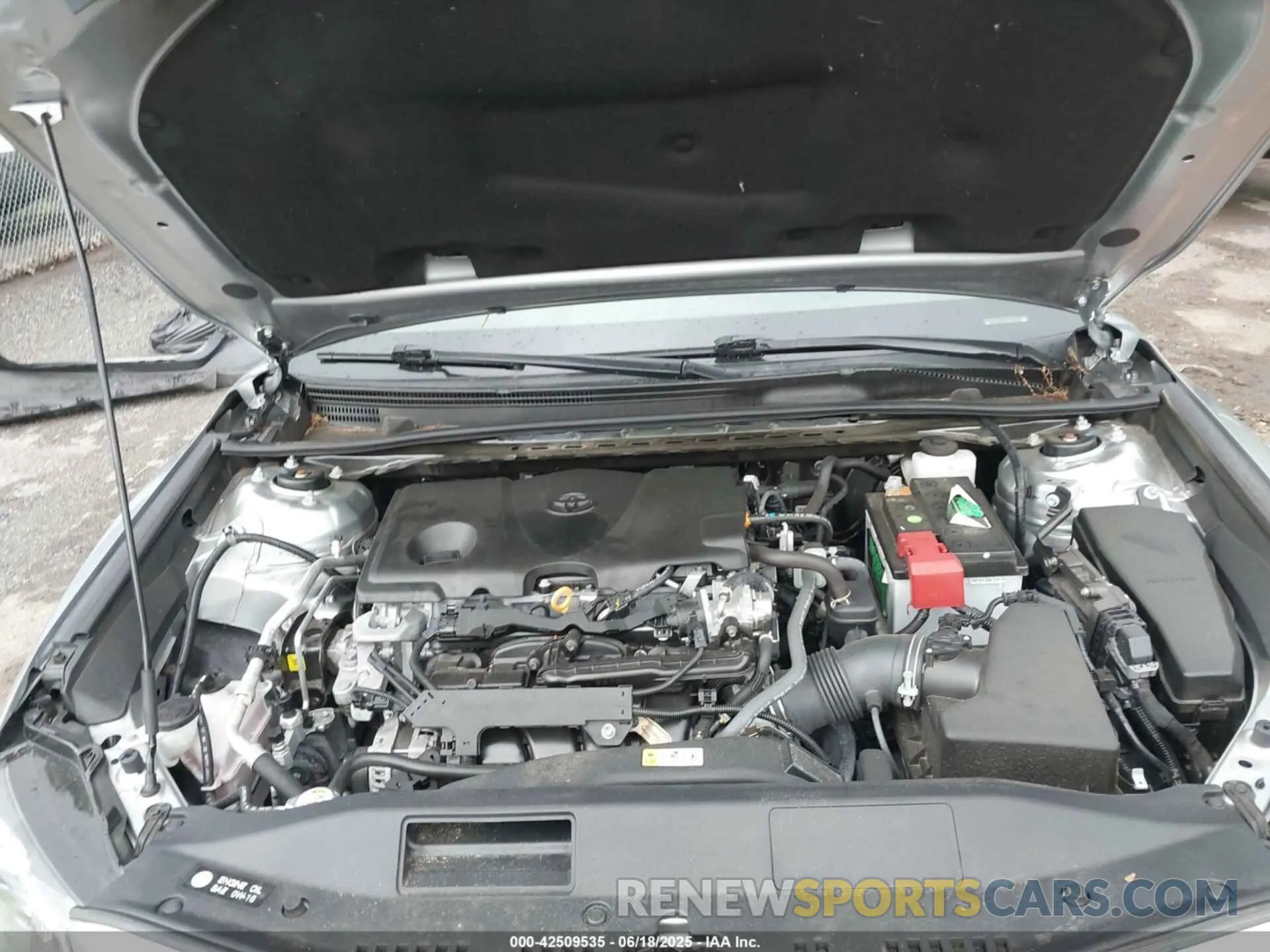 10 Photograph of a damaged car 4T1S11AK3MU515757 TOYOTA CAMRY 2021